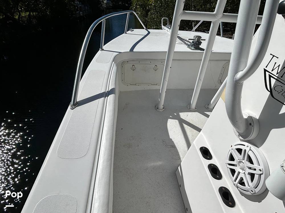 Slide: The Image of Twin Vee 26 Center Console VS 2006 - 15193069
