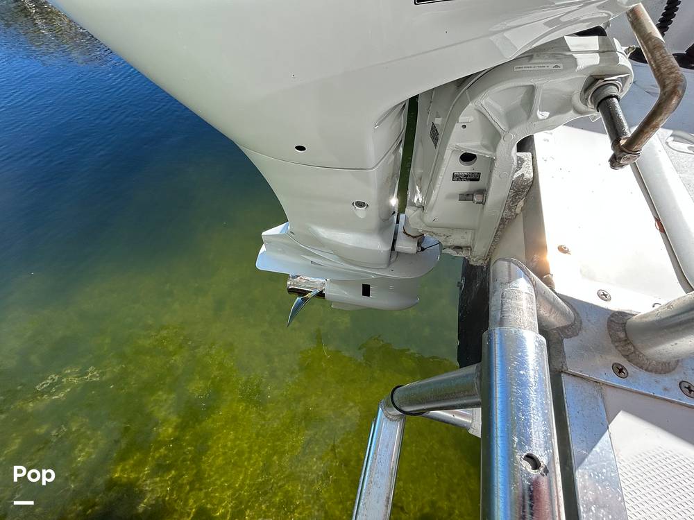Slide: The Image of Twin Vee 26 Center Console VS 2006 - 15193083