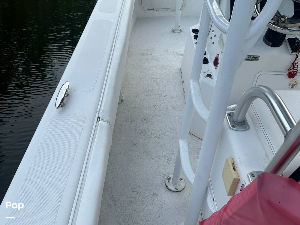 Slide: The Image of Twin Vee 26 Center Console VS 2006 - 15189983
