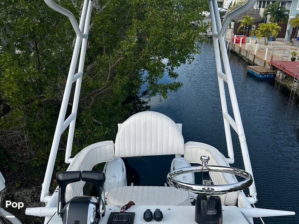 Slide: The Image of Twin Vee 26 Center Console VS 2006 - 15189995
