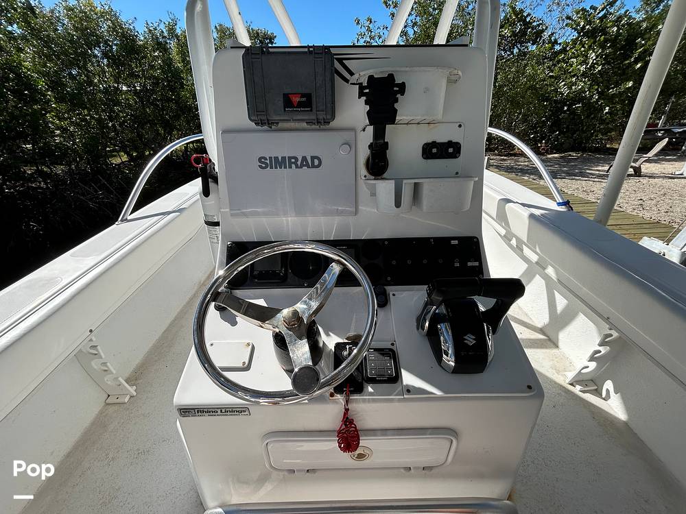 Slide: The Image of Twin Vee 26 Center Console VS 2006 - 15193032