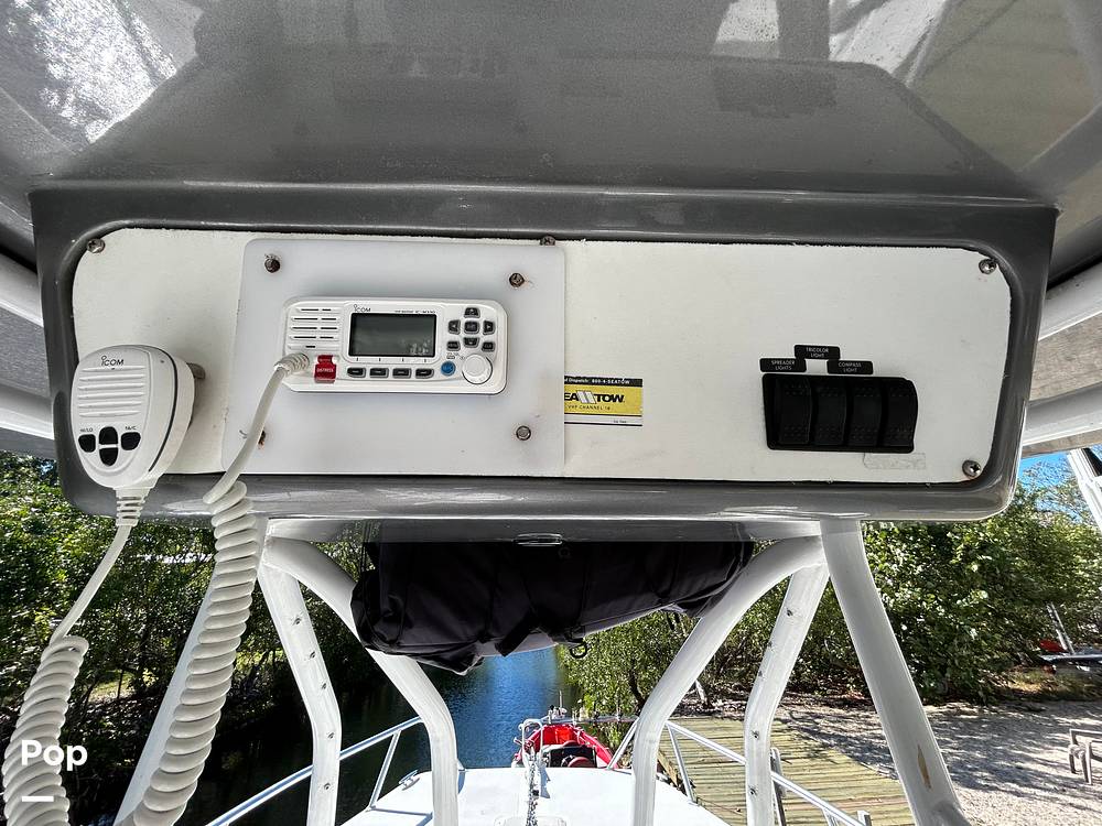 Slide: The Image of Twin Vee 26 Center Console VS 2006 - 15193023