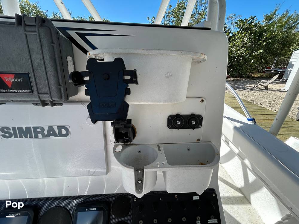 Slide: The Image of Twin Vee 26 Center Console VS 2006 - 15193027