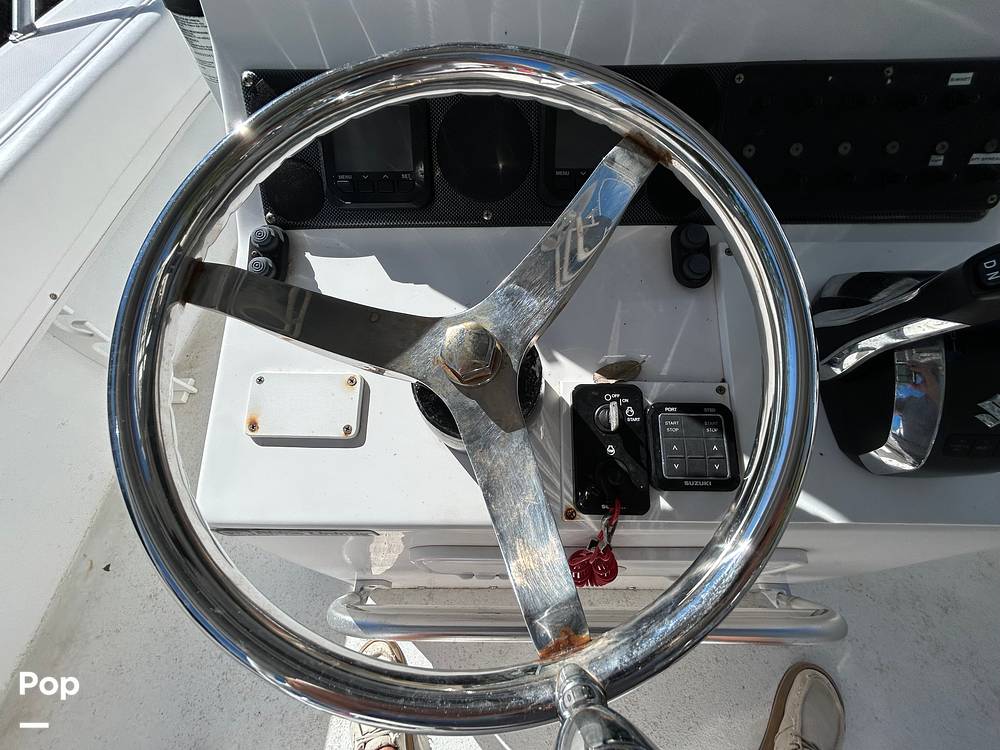 Slide: The Image of Twin Vee 26 Center Console VS 2006 - 15193031