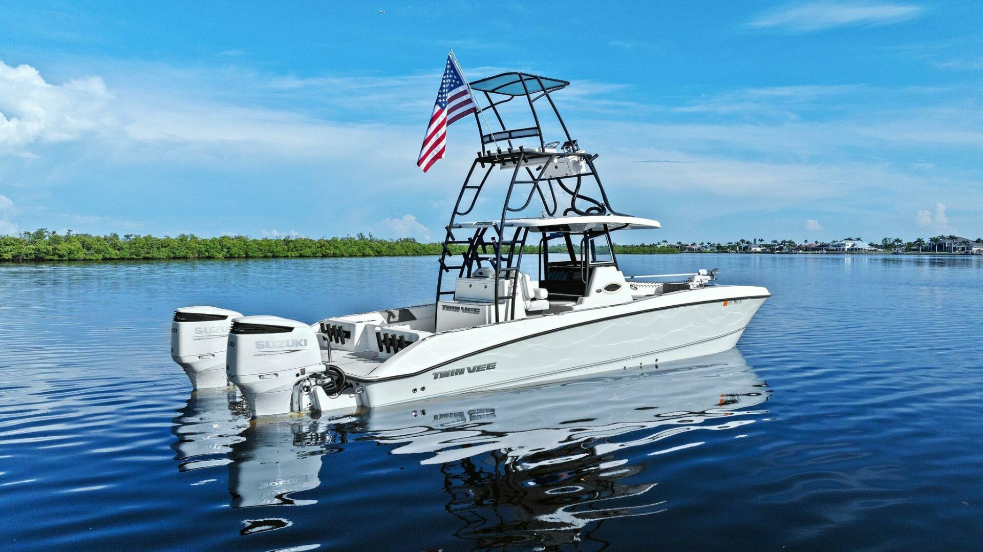 Slide: The Image of 2022 Twin Vee 280 GFX-Profile Stern 3/4 Starboard - 5417058