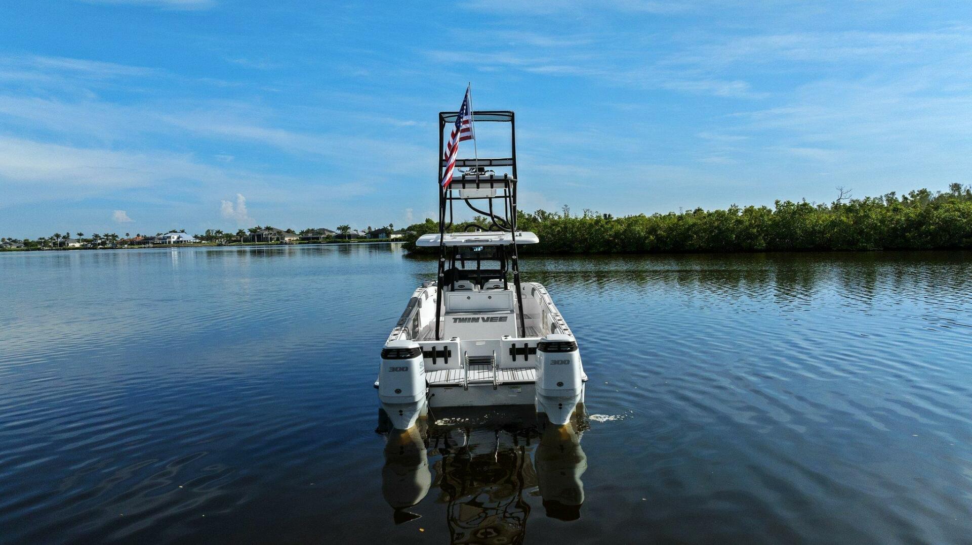 Slide: The Image of 2022 Twin Vee 280 GFX-Profile Stern - 5417059