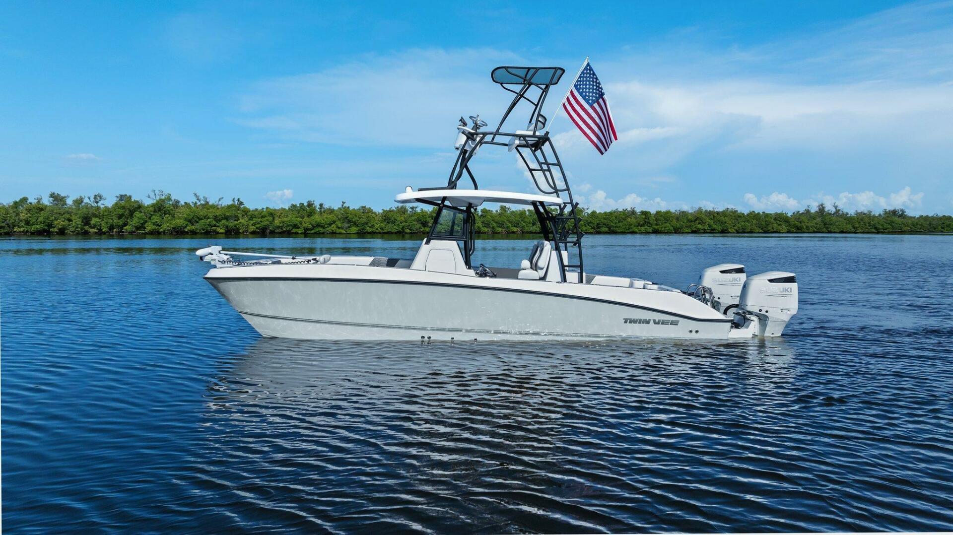 Slide: The Image of 2022 Twin Vee 280 GFX-Profile Port - 5417068