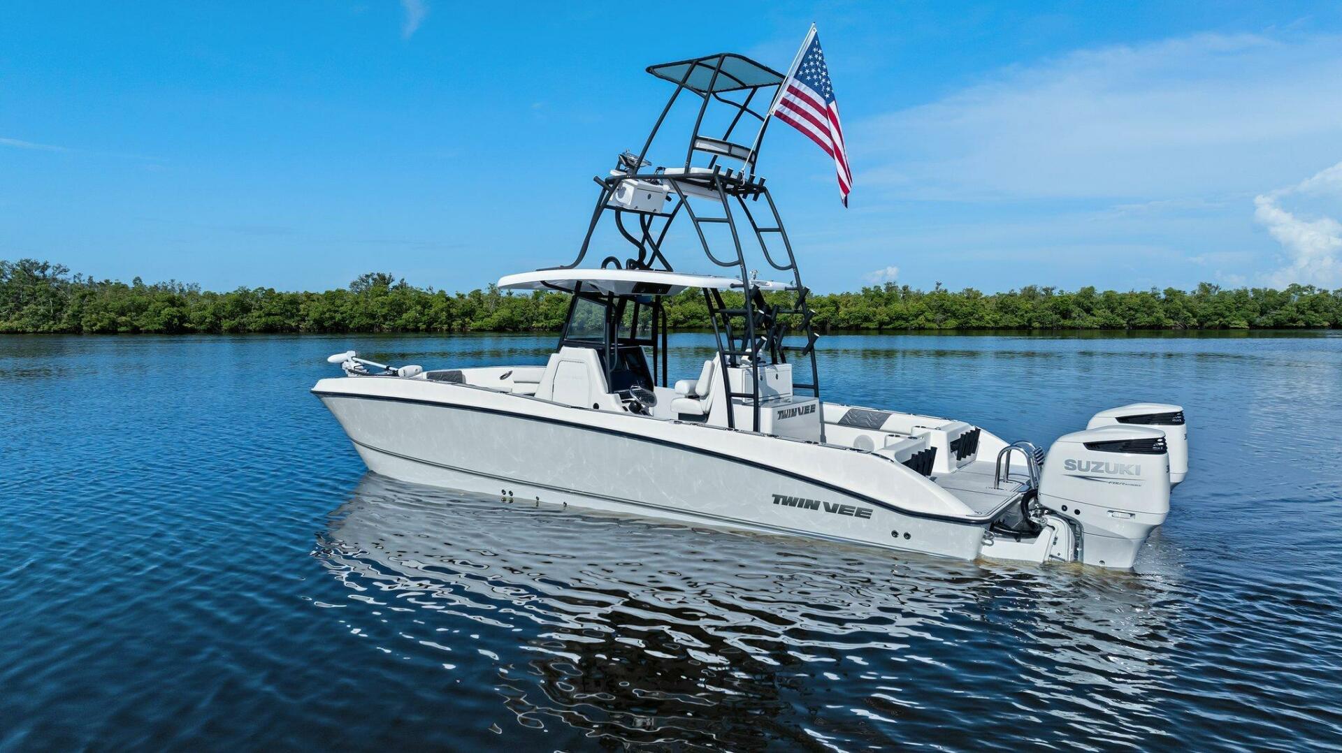 Slide: The Image of 2022 Twin Vee 280 GFX-Profile Stern 3/4 Port - 5417069