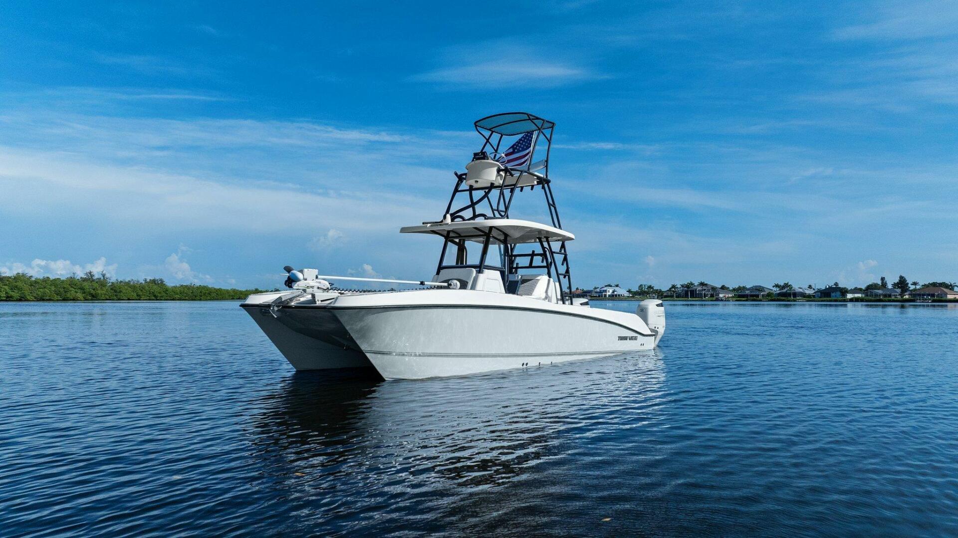 Slide: The Image of 2022 Twin Vee 280 GFX-Profile Bow 3/4 Port - 5417070