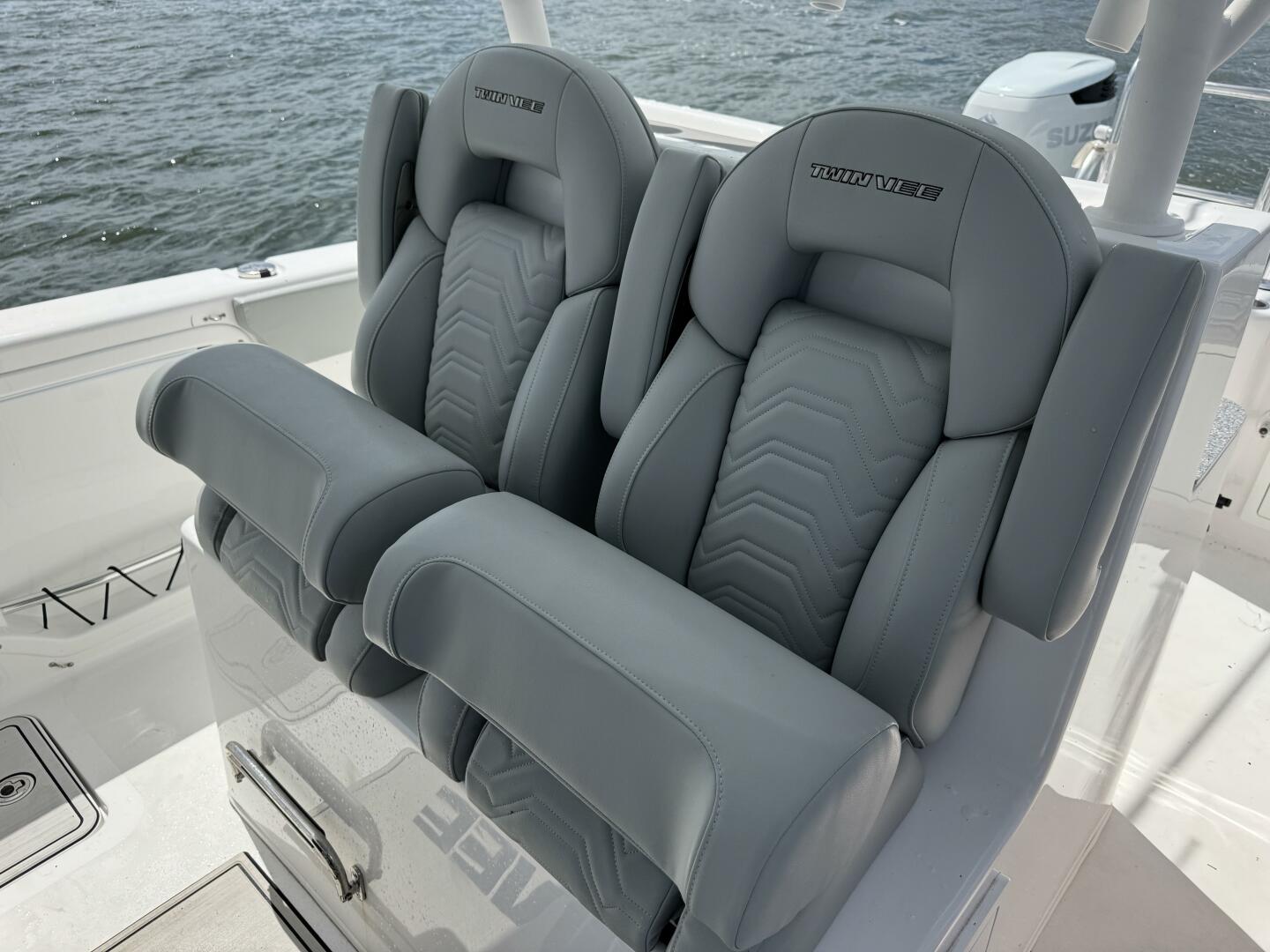 Slide: The Image of Helm Seats - 5407318
