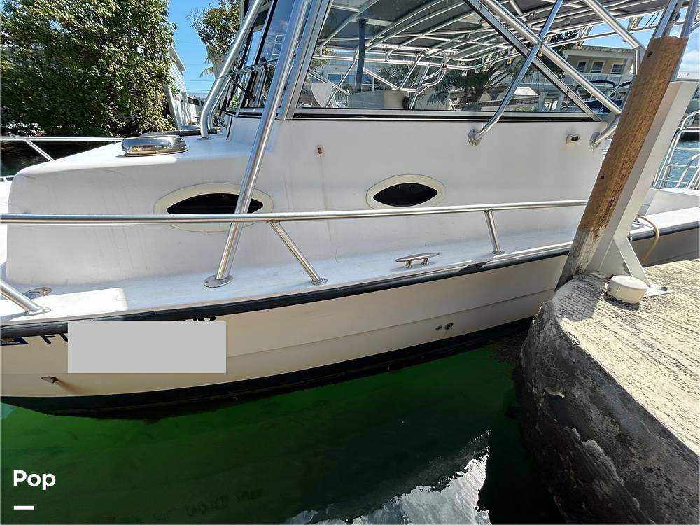 Slide: The Image of Twin Vee 32 Weekender 2005 - 15208717