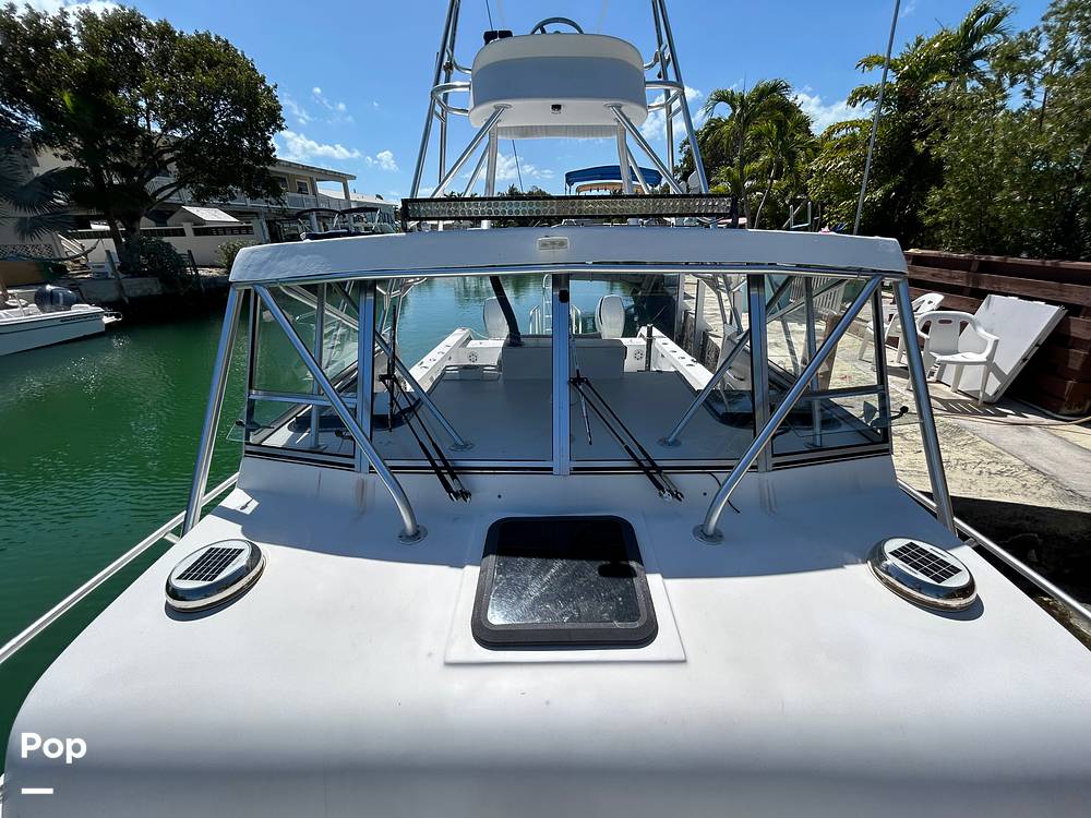 Slide: The Image of Twin Vee 32 Weekender 2005 - 15208848