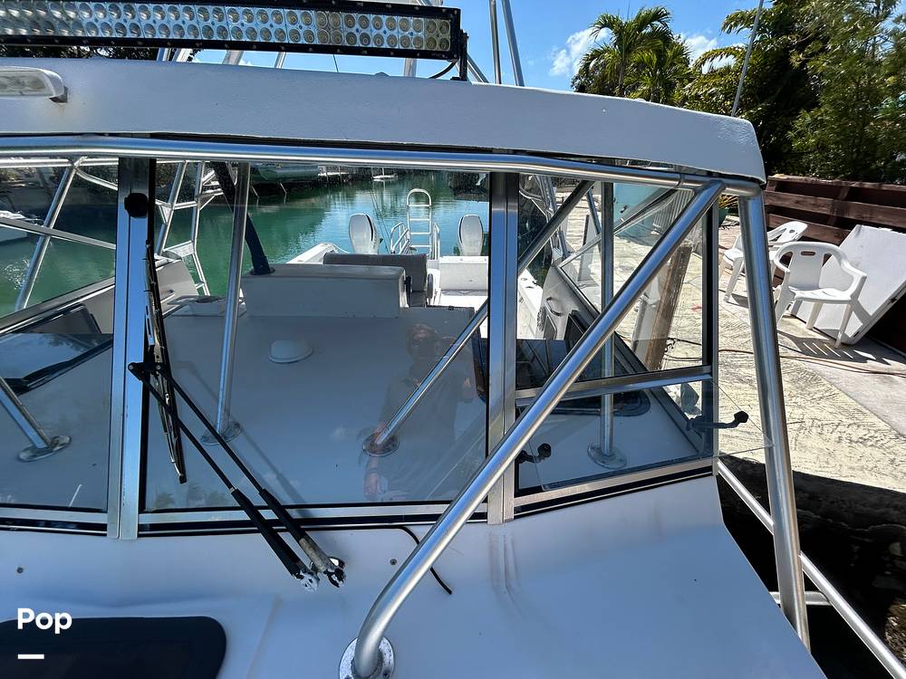 Slide: The Image of Twin Vee 32 Weekender 2005 - 15208853