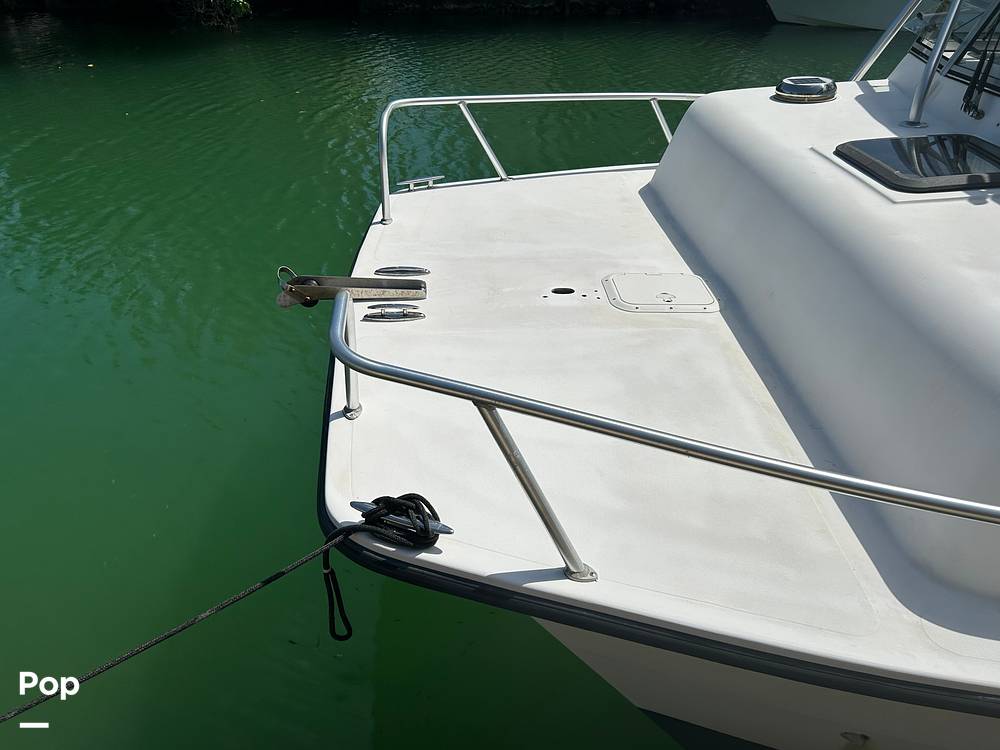 Slide: The Image of Twin Vee 32 Weekender 2005 - 15208711