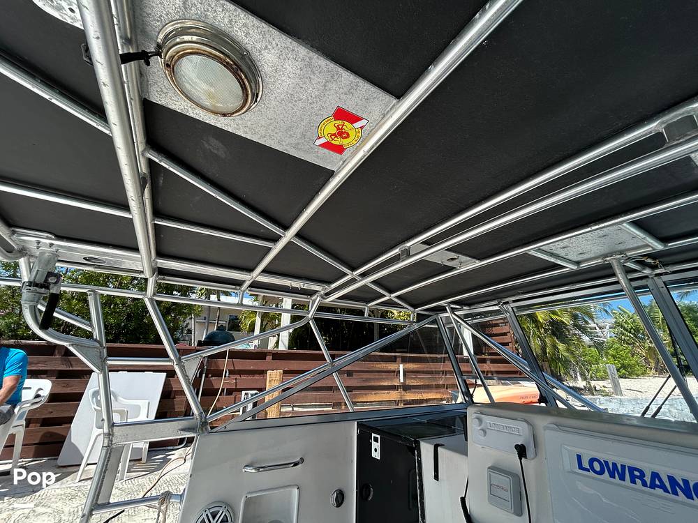 Slide: The Image of Twin Vee 32 Weekender 2005 - 15208753