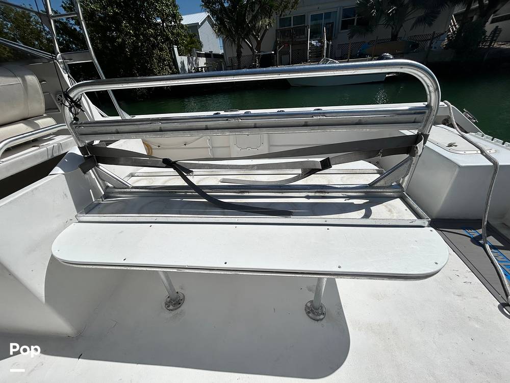 Slide: The Image of Twin Vee 32 Weekender 2005 - 15208792
