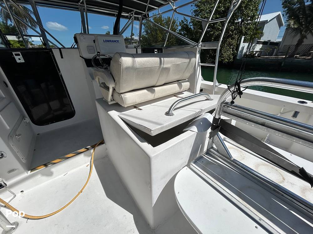 Slide: The Image of Twin Vee 32 Weekender 2005 - 15208793