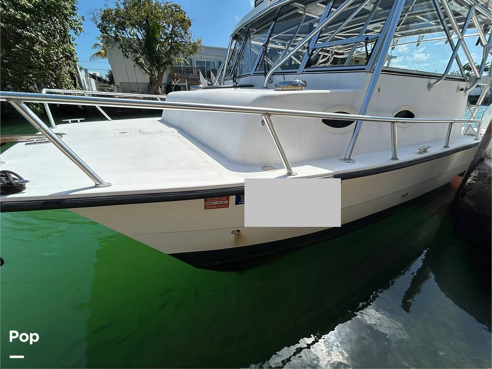 Slide: The Image of Twin Vee 32 Weekender 2005 - 15208713