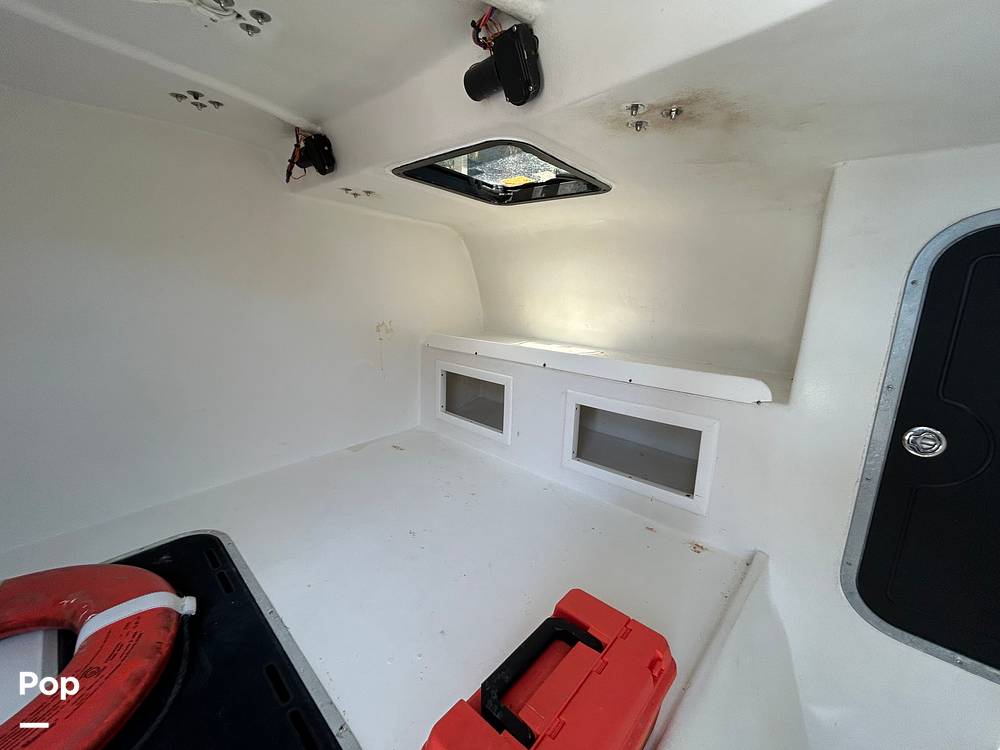 Slide: The Image of Twin Vee 32 Weekender 2005 - 15208819
