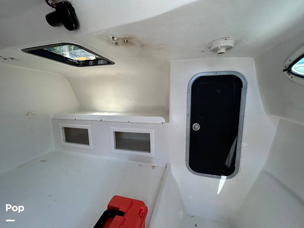 Slide: The Image of Twin Vee 32 Weekender 2005 - 15208820