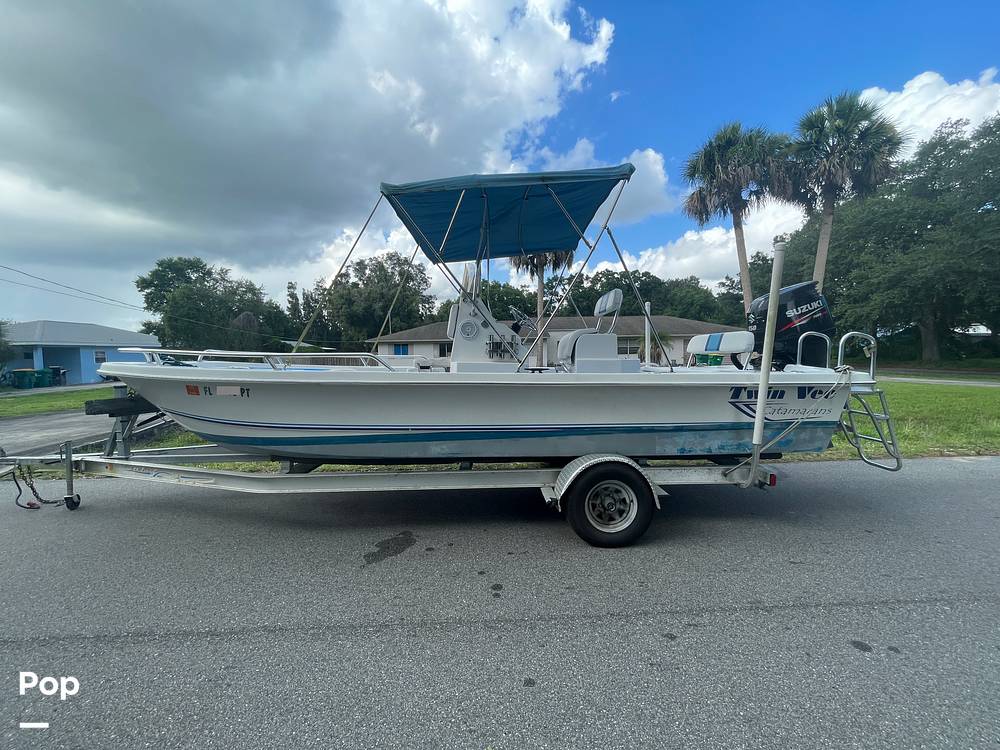 Slide: The Image of Twin Vee Bay Cat 22 2014 - 15563736