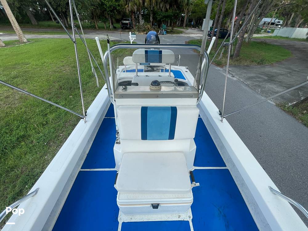 Slide: The Image of Twin Vee Bay Cat 22 2014 - 15563768