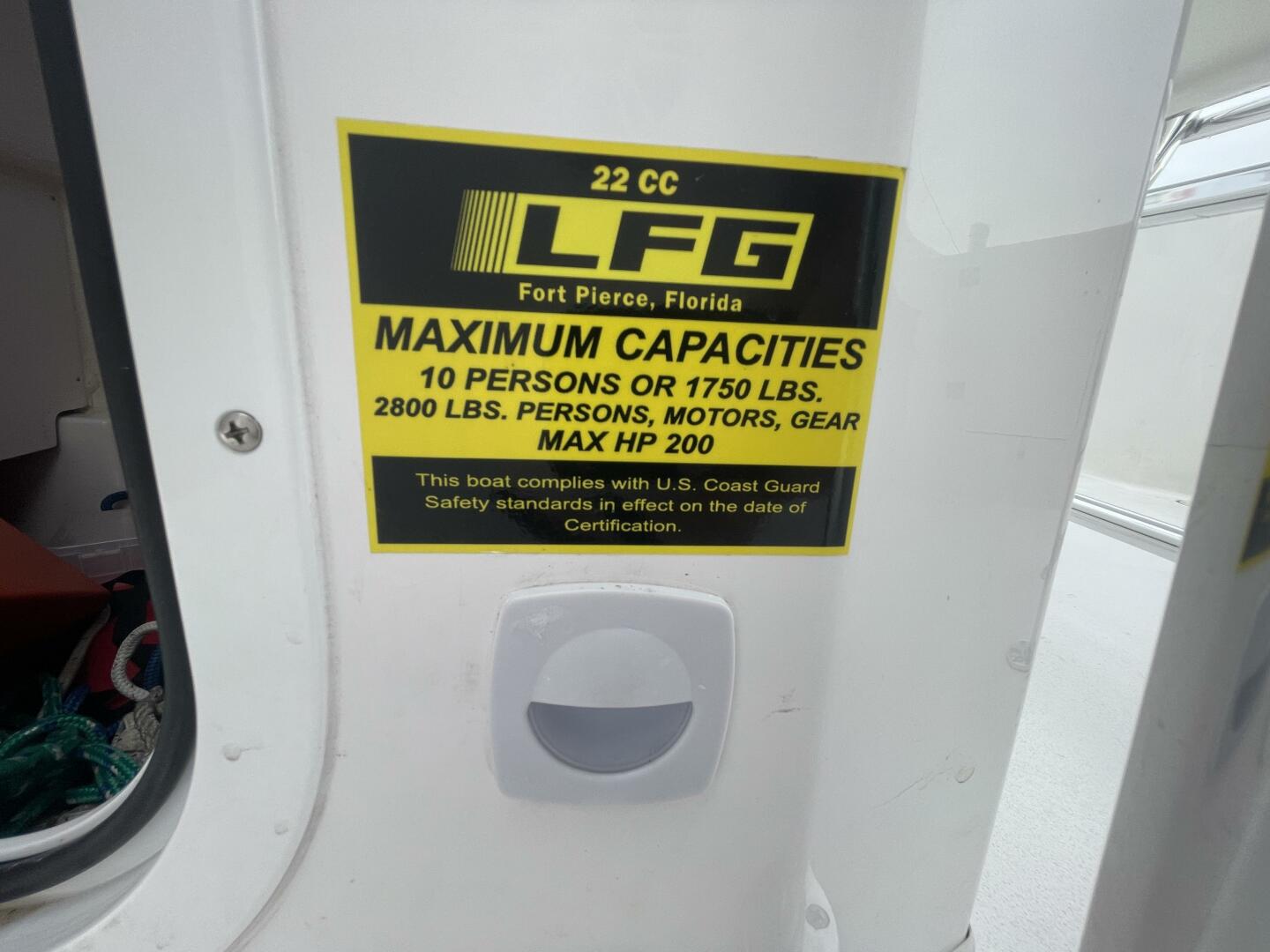 Slide: The Image of Twin Vee LFG 22 Center Console 2023 - 4906065