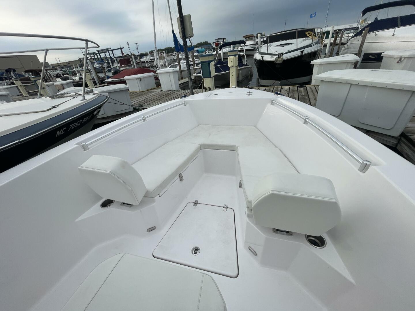 Slide: The Image of Twin Vee LFG 22 Center Console 2023 - 4906044