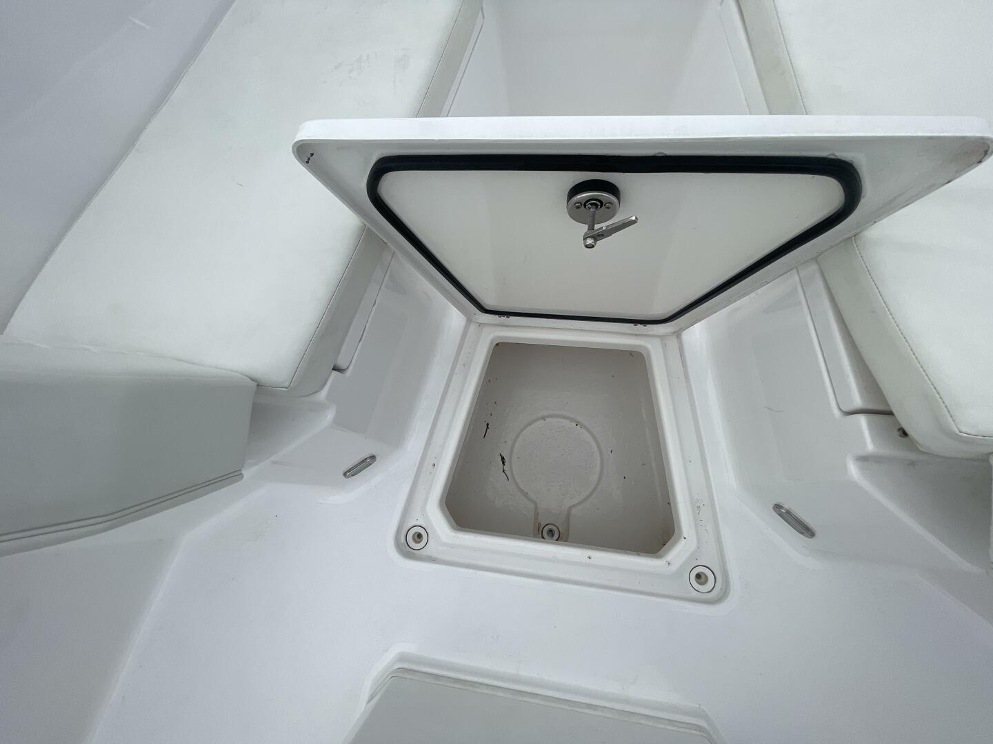 Slide: The Image of Twin Vee LFG 22 Center Console 2023 - 4906046