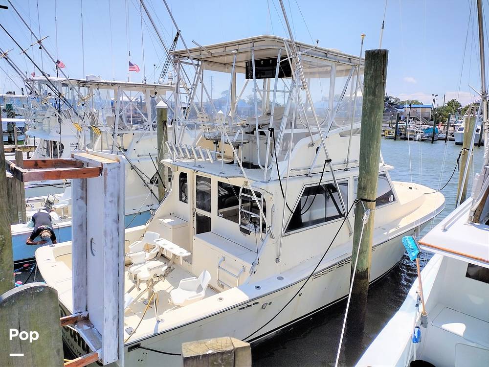 Slide: The Image of Uniflite 38 Sportfisher 1982 - 10556612