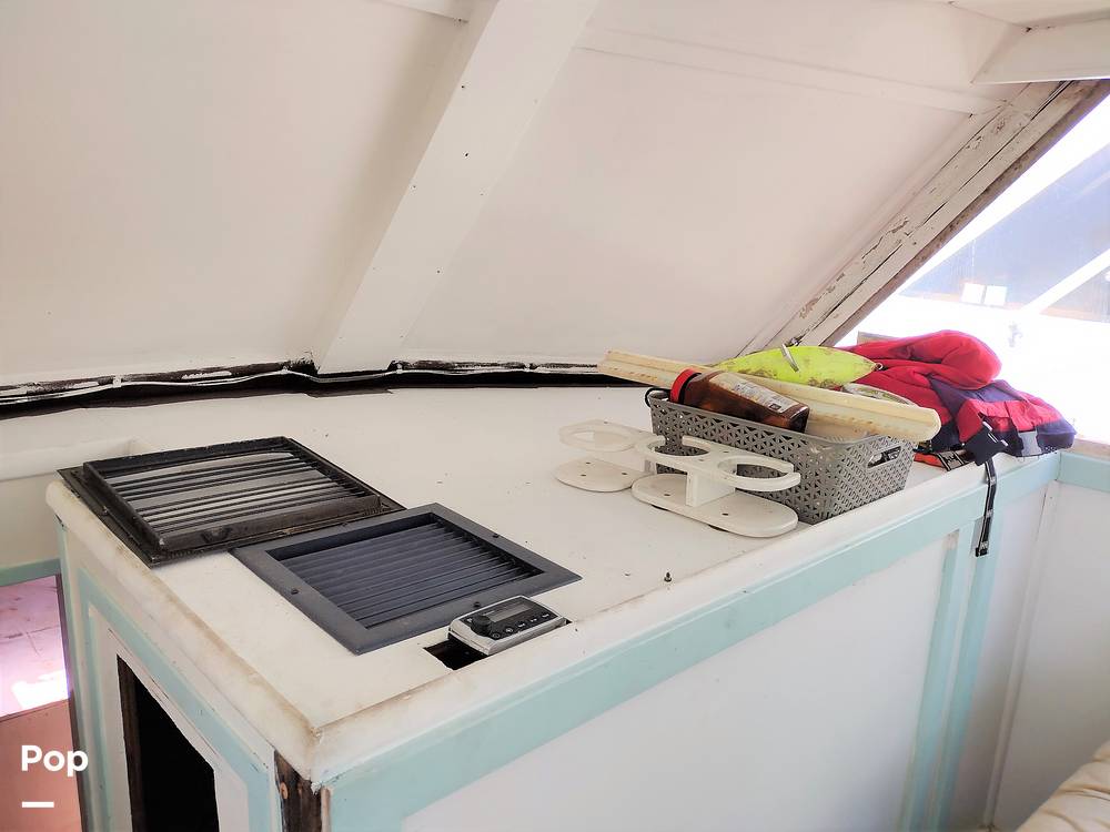 Slide: The Image of Uniflite 38 Sportfisher 1982 - 10556718