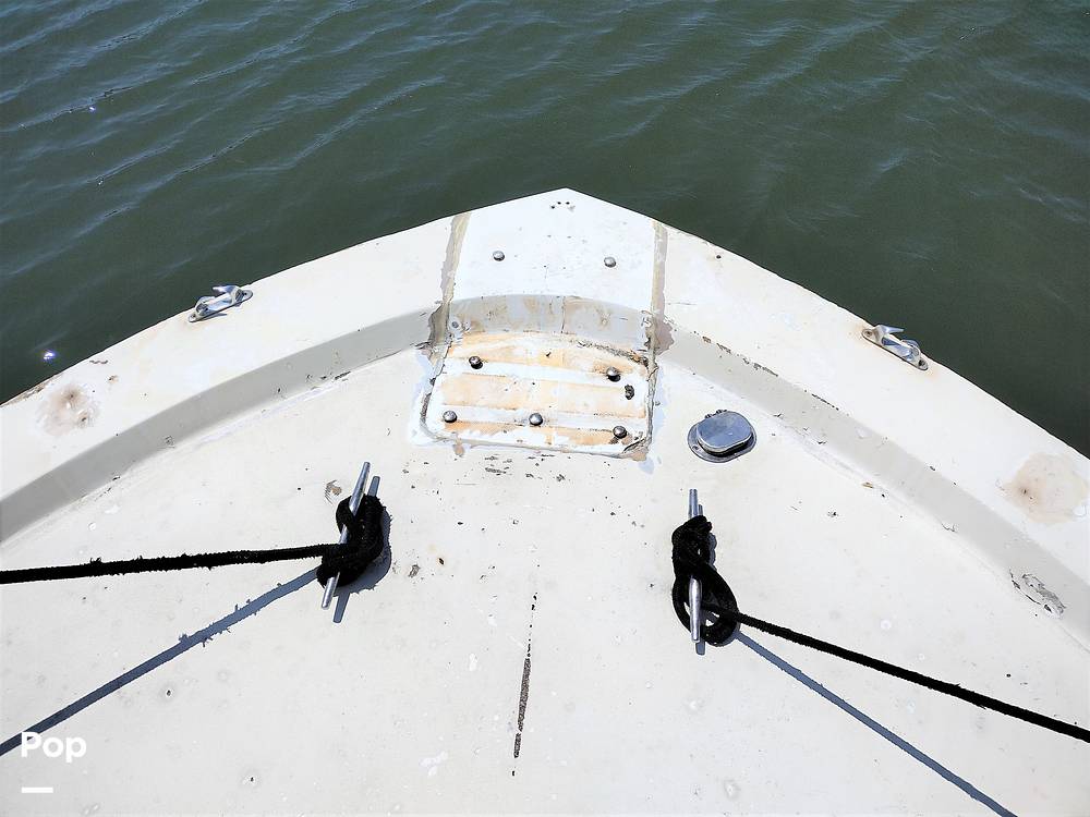 Slide: The Image of Uniflite 38 Sportfisher 1982 - 10556633