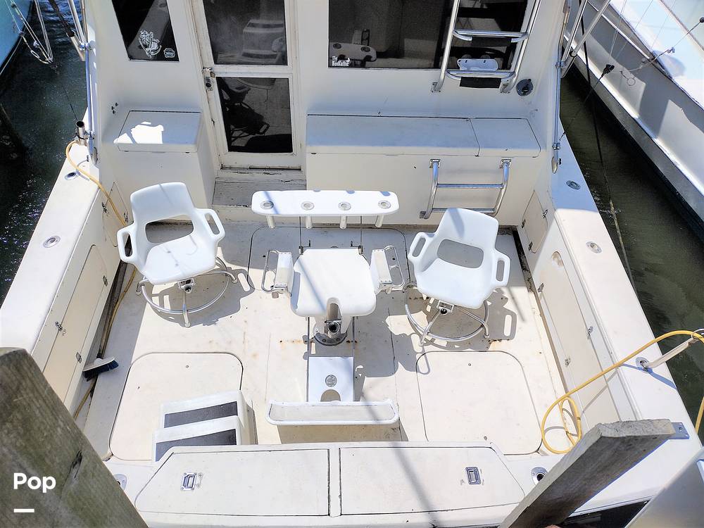 Slide: The Image of Uniflite 38 Sportfisher 1982 - 10556615