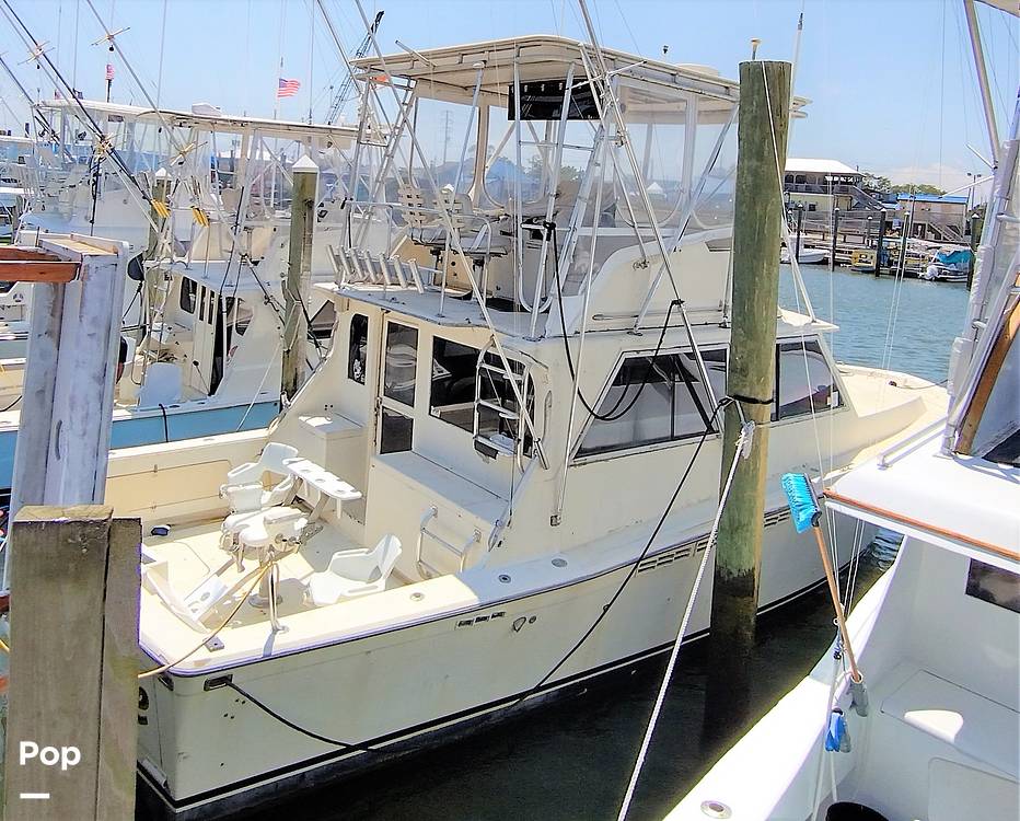 Slide: The Image of Uniflite 38 Sportfisher 1982 - 10556625