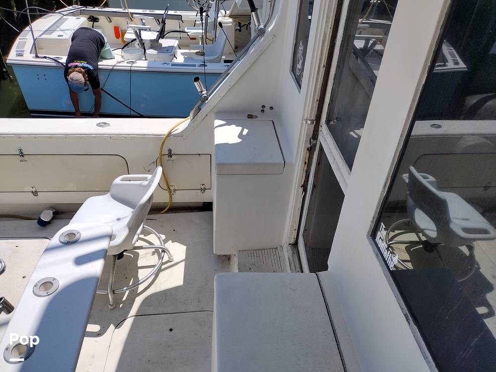 Slide: The Image of Uniflite 38 Sportfisher 1982 - 10556688