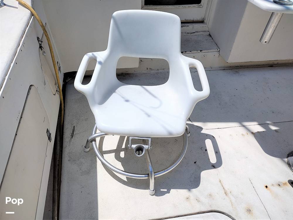 Slide: The Image of Uniflite 38 Sportfisher 1982 - 10556696