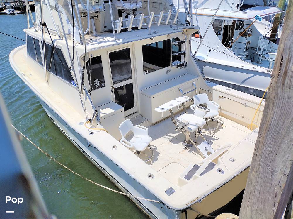 Slide: The Image of Uniflite 38 Sportfisher 1982 - 10556620