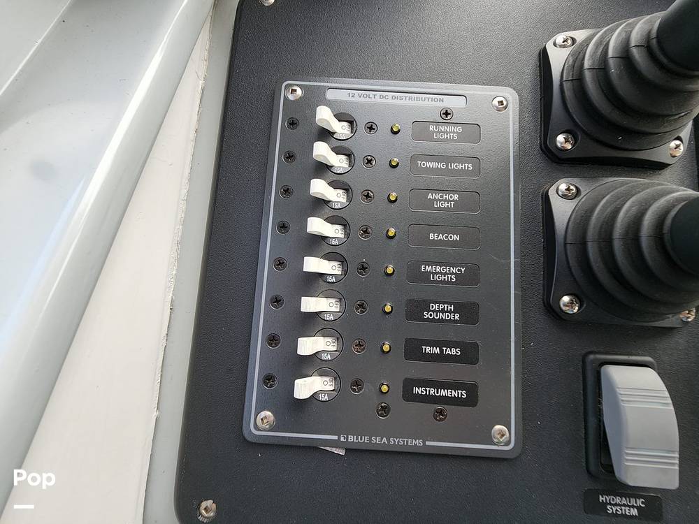 Slide: The Image of Uniflite Custom 42 1977 - 10326969