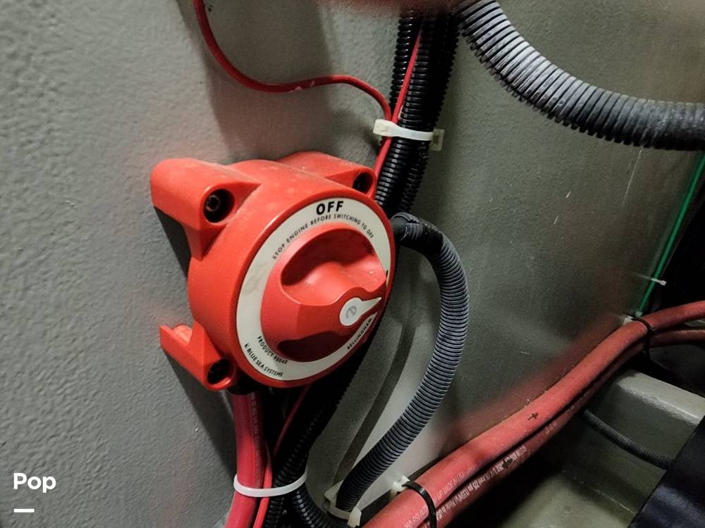 Slide: The Image of Battery Switch - 10326929