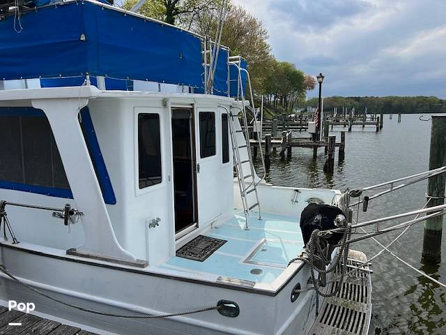 Slide: The Image of Universal Trawler Litton Europa 41 1983 - 14116426