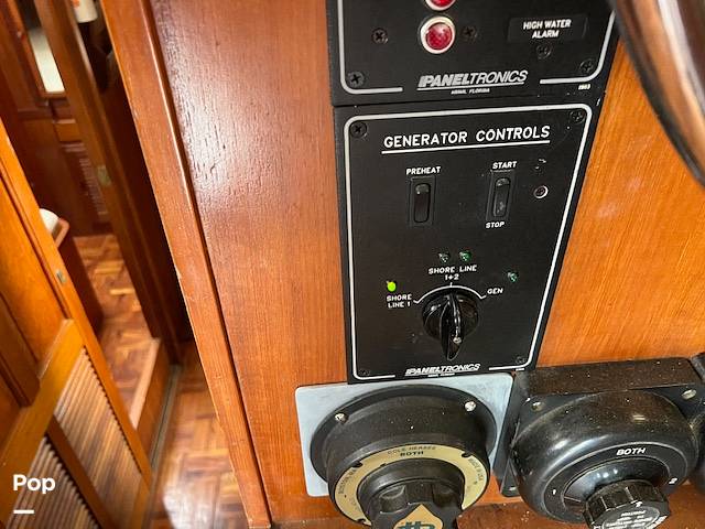 Slide: The Image of Universal Trawler Litton Europa 41 1983 - 14116461