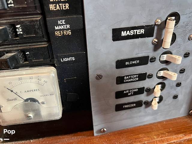 Slide: The Image of Universal Trawler Litton Europa 41 1983 - 14116467