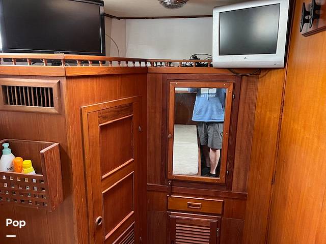 Slide: The Image of Universal Trawler Litton Europa 41 1983 - 14116483