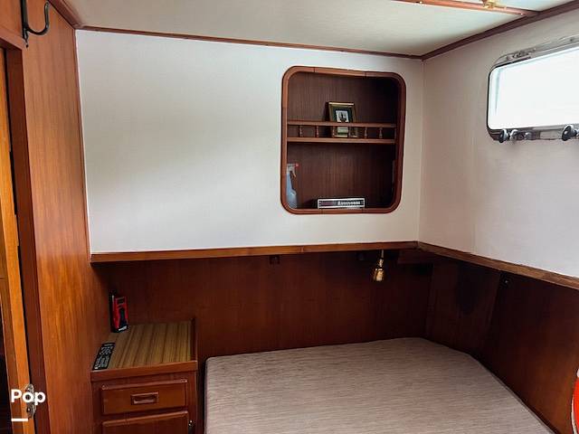 Slide: The Image of Universal Trawler Litton Europa 41 1983 - 14116486