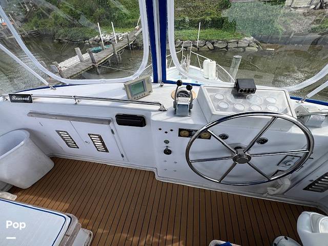 Slide: The Image of Universal Trawler Litton Europa 41 1983 - 14116496