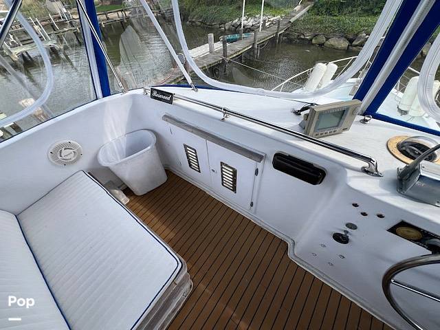 Slide: The Image of Universal Trawler Litton Europa 41 1983 - 14116497