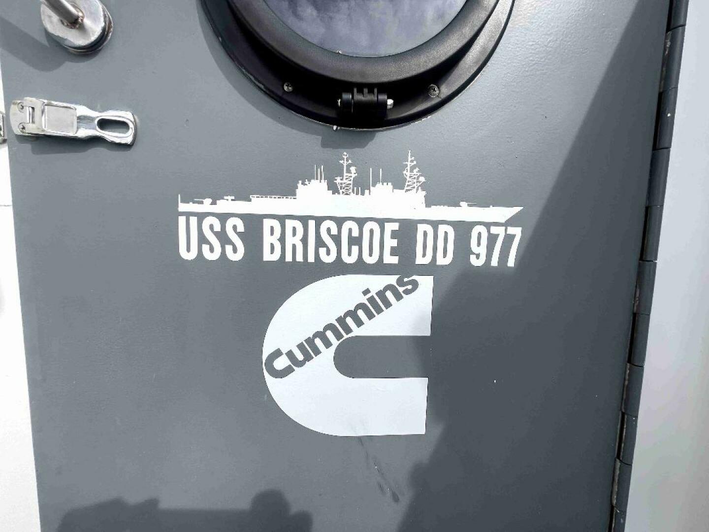 Slide: The Image of US Navy Personnel Boat 1990 - 4474051