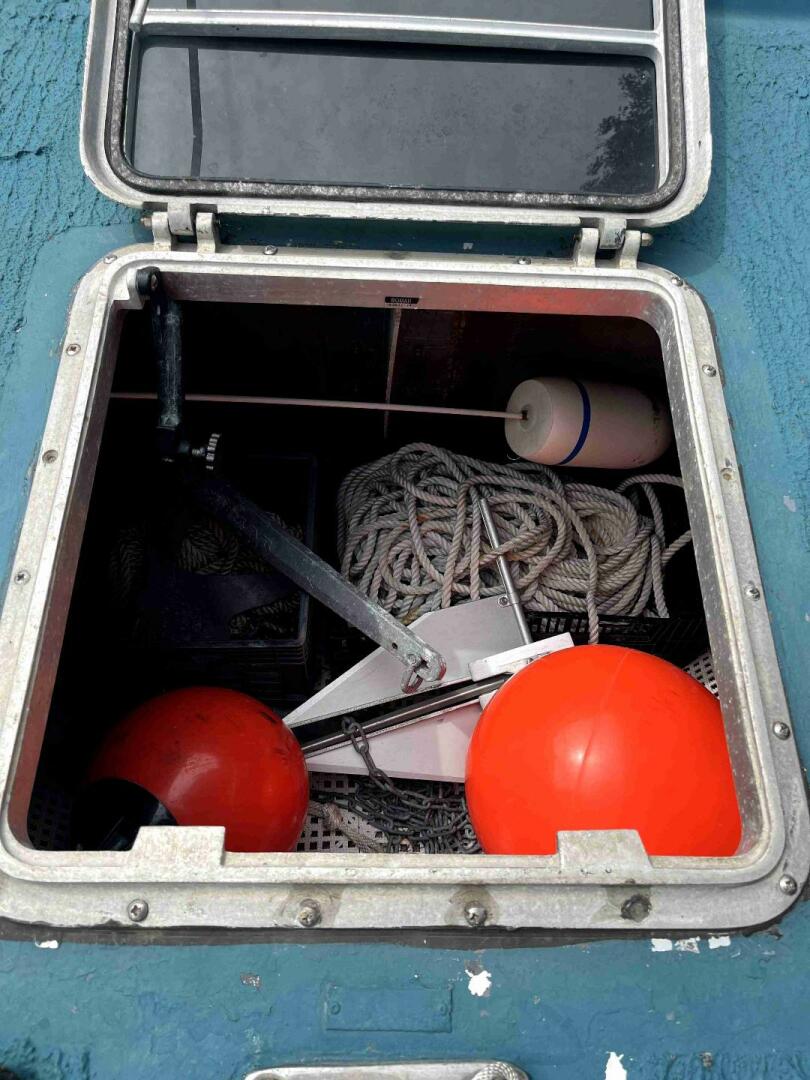 Slide: The Image of US Navy Personnel Boat 1990 - 4474008