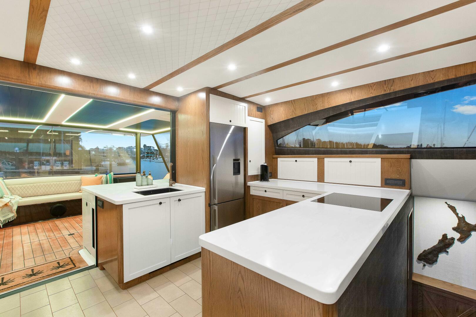 Slide: The Image of Valder Yachts Power Cat 2021 - 4574162