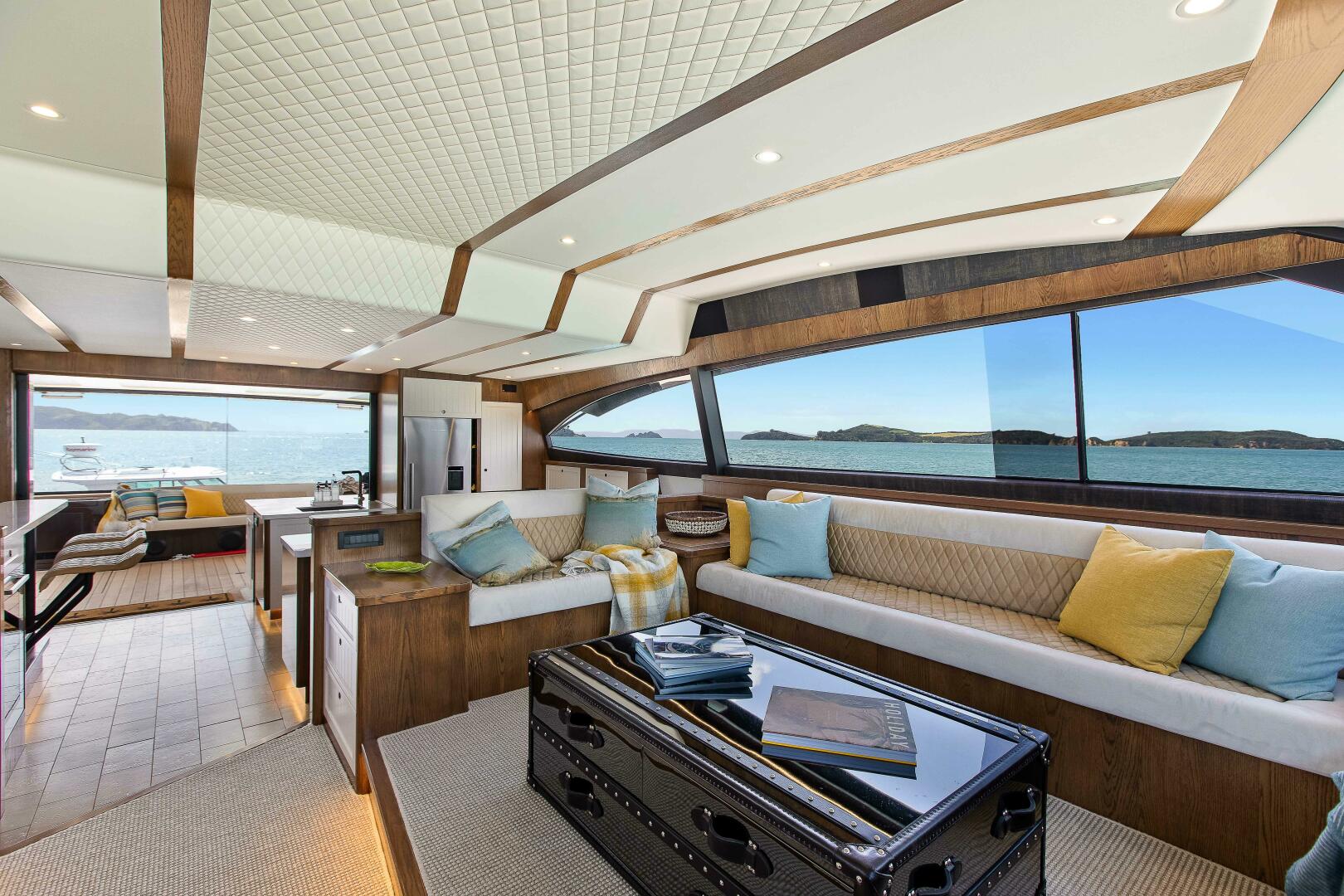 Slide: The Image of Valder Yachts Power Cat 2021 - 4574165